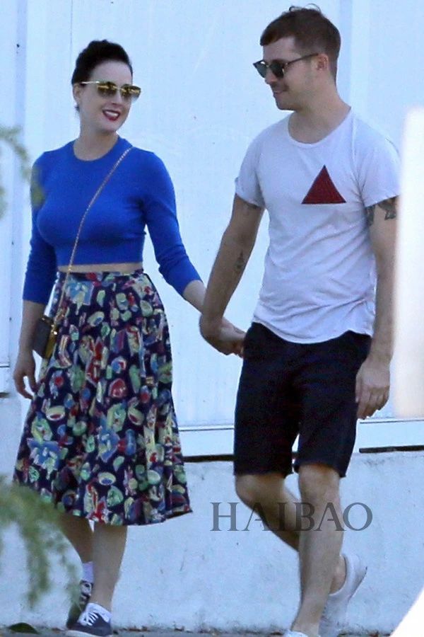 她把脱衣舞跳成艺术被称为世界首席脱衣舞娘,她就是性感的最高级