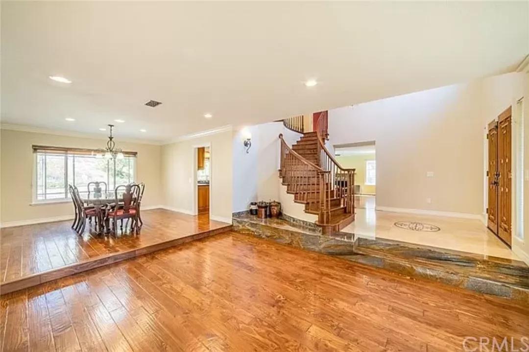 100万在国外能买到什么样的房子,在美国100万能买什么样的房子