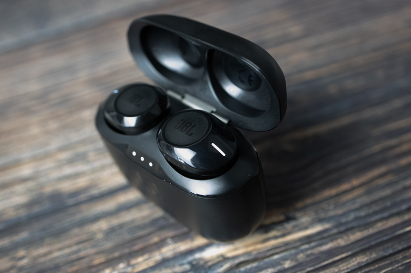 jbltune125tws和100tws区别,jbltune215tws蓝牙耳机评测