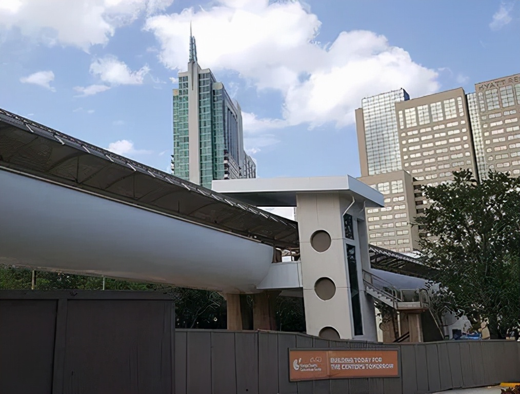 十八万人逃离加州!法网严密让企业落跑,度假胜地沦为现实哥谭