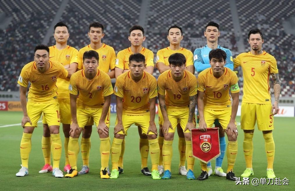 外媒评21世纪最佳阵容足球,英媒评选足坛历史前十