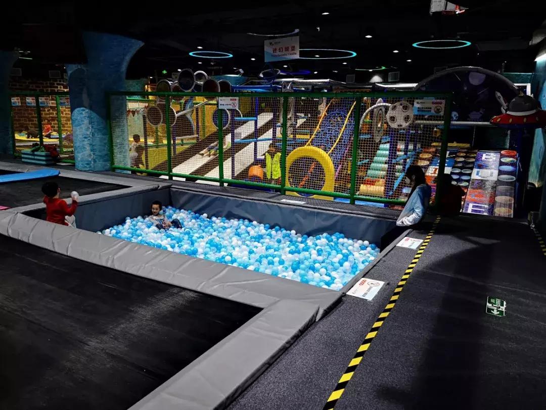 珠海美食一条街规划,中国珠海有个让人羡慕的海鲜街