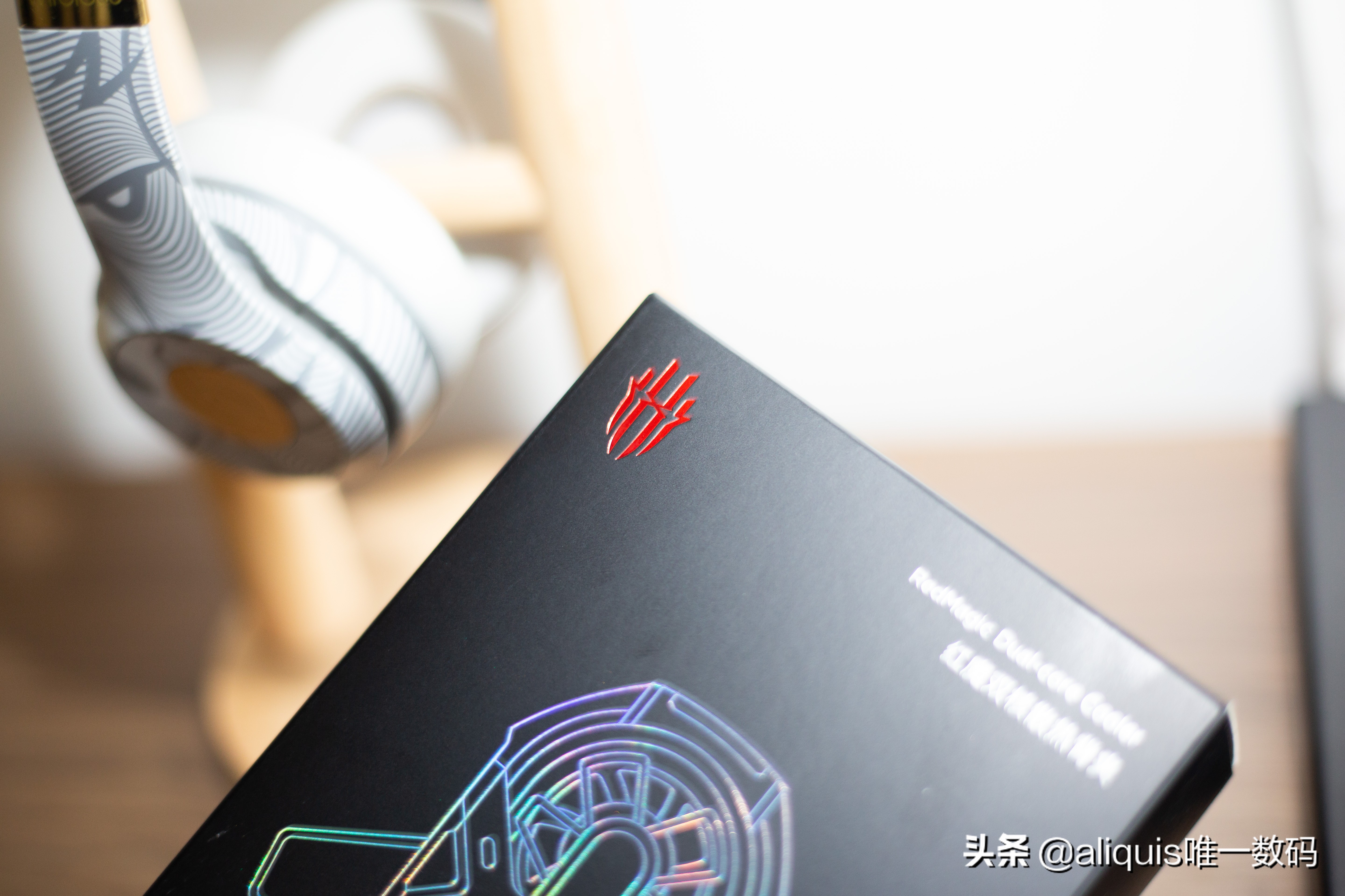 红魔手机散热神器测评,手机超强制冷器