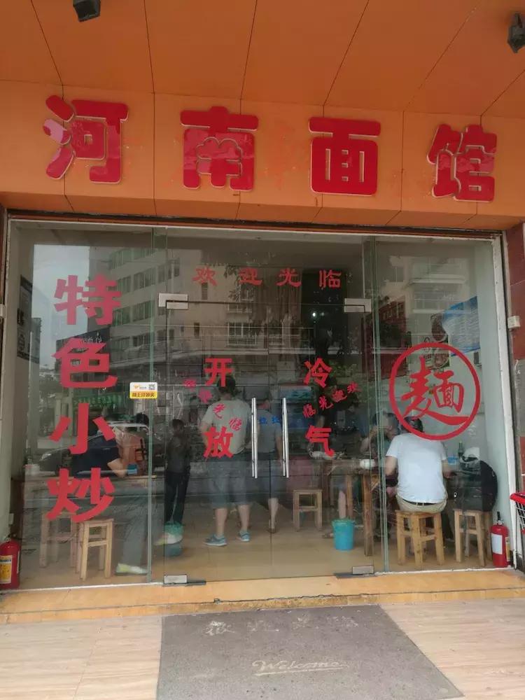 四会最大的翡翠批发市场,四会天光墟翡翠市场是真玉吗