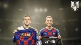 关爱巴萨老年活动中心人人有责，听说“搓麻将”和“广场舞”很配