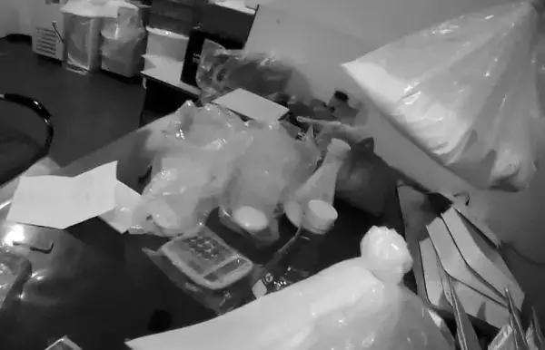 【禁毒知识】引致精神错乱的新型*品毒**“犀牛液”现身，传说中的“犀牛液”和“rush”究竟是什么？