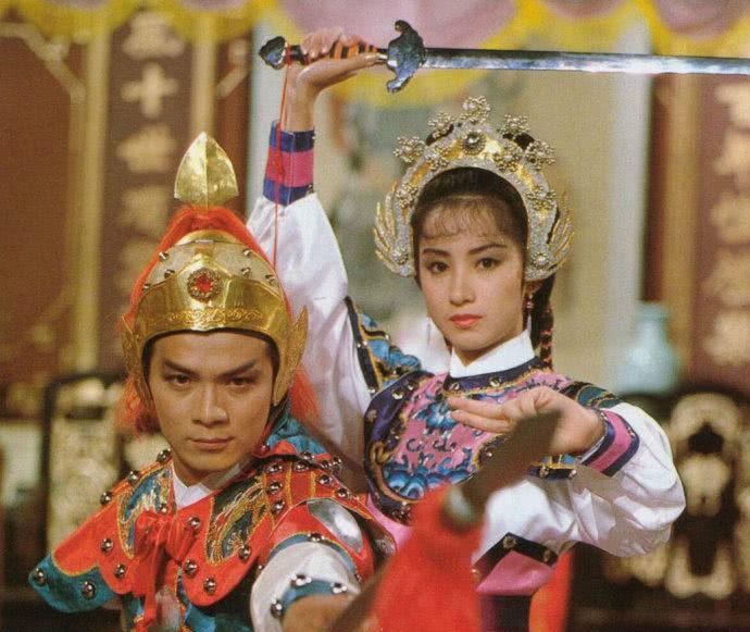 周润发谭咏麟爬山图片,周润发与谭咏麟同框