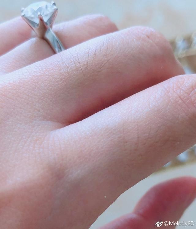 周琦首次露面照片,周琦火箭生涯高光视频