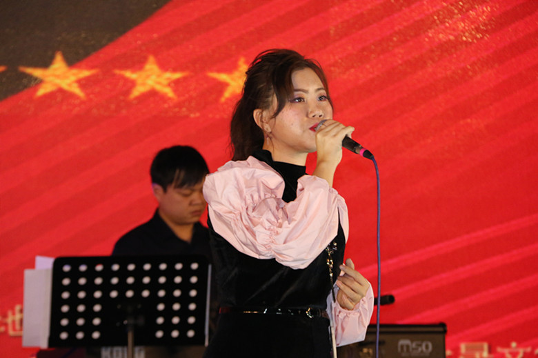*疆新**飞晟企业举办的第二届粤新情粤语歌曲大赛圆满落幕