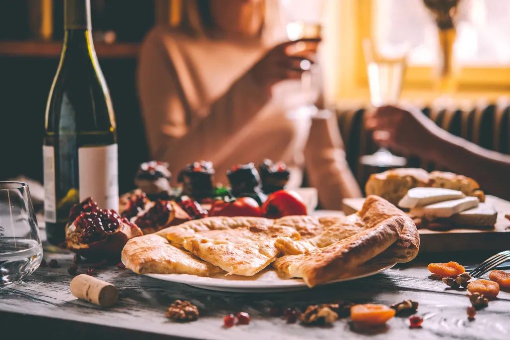 全球第一个恢复的城市是哪个城市,全球首个恢复旅游的国家