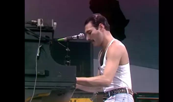 ladygaga演唱会演讲,ladygaga最炸裂演唱会