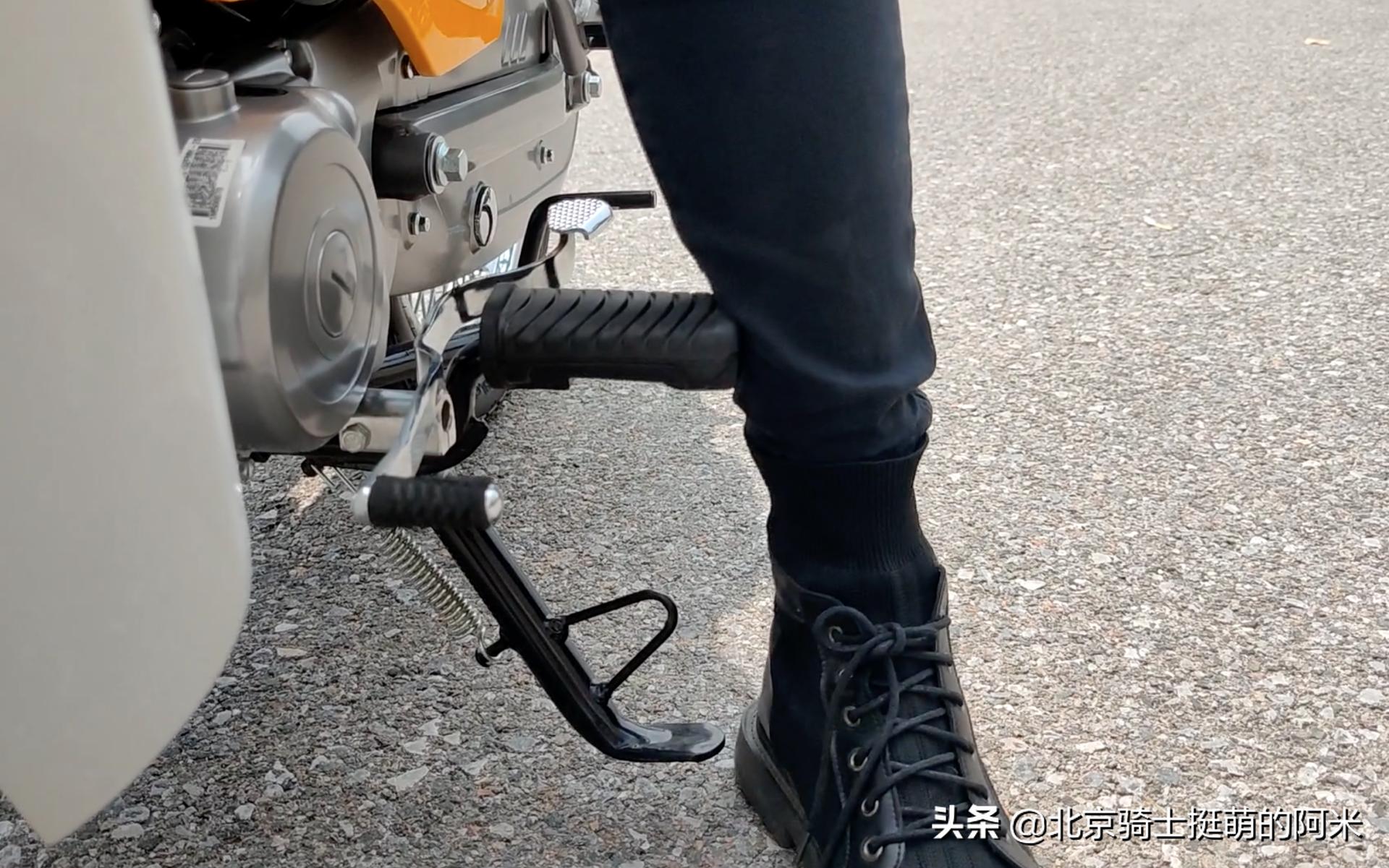 宗申幼兽新款110多少钱,新款复古幼兽弯梁110摩托车价格