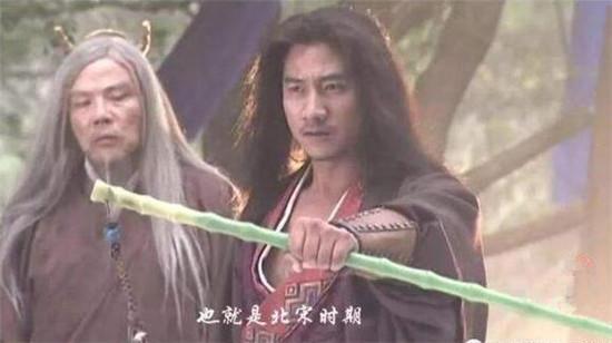 袭胸,下跪,尿裤子,新版《天龙八部》还能再恶心点吗?