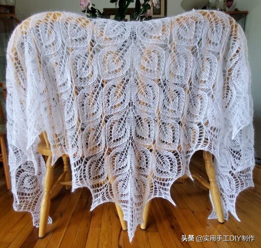 新款针织秋冬宽松披肩怎么织,针织中长款披肩