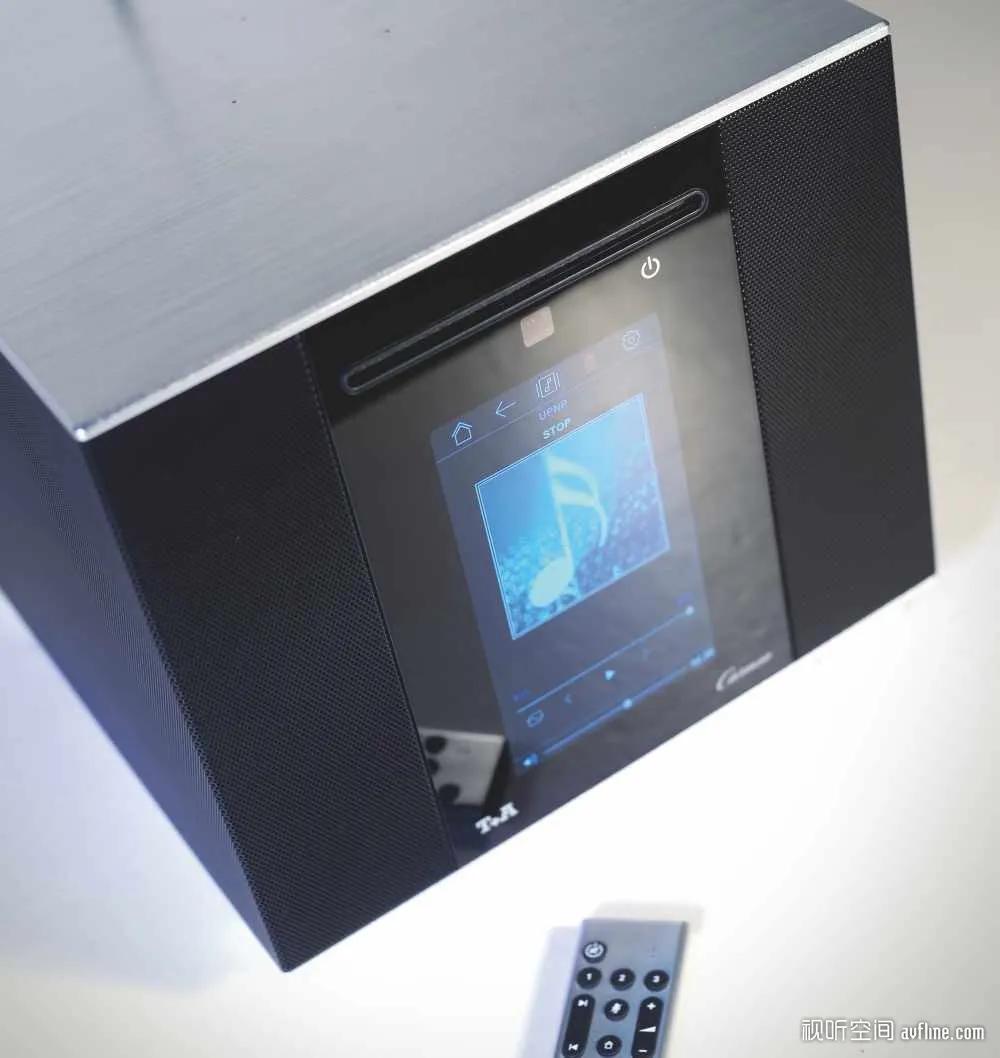 让音响成为客厅的主角：T+A聽佳音Caruso多功能一体机