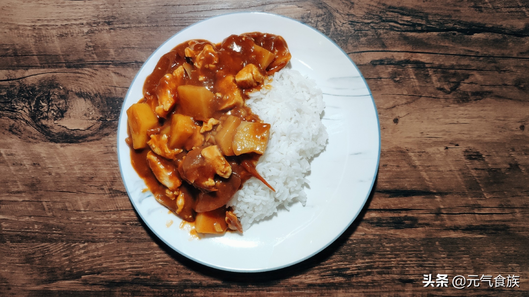 鸡肉一炒缩水,鸡肉太老怎么做咖喱鸡