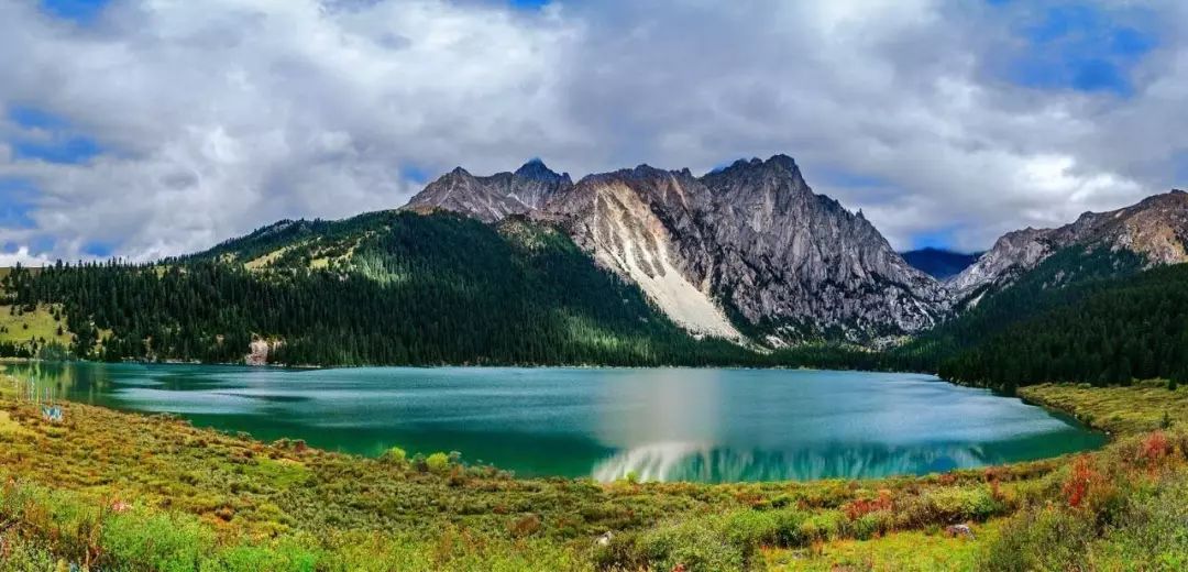 稻城亚丁白云,稻城亚丁风景没有想象中的那么美