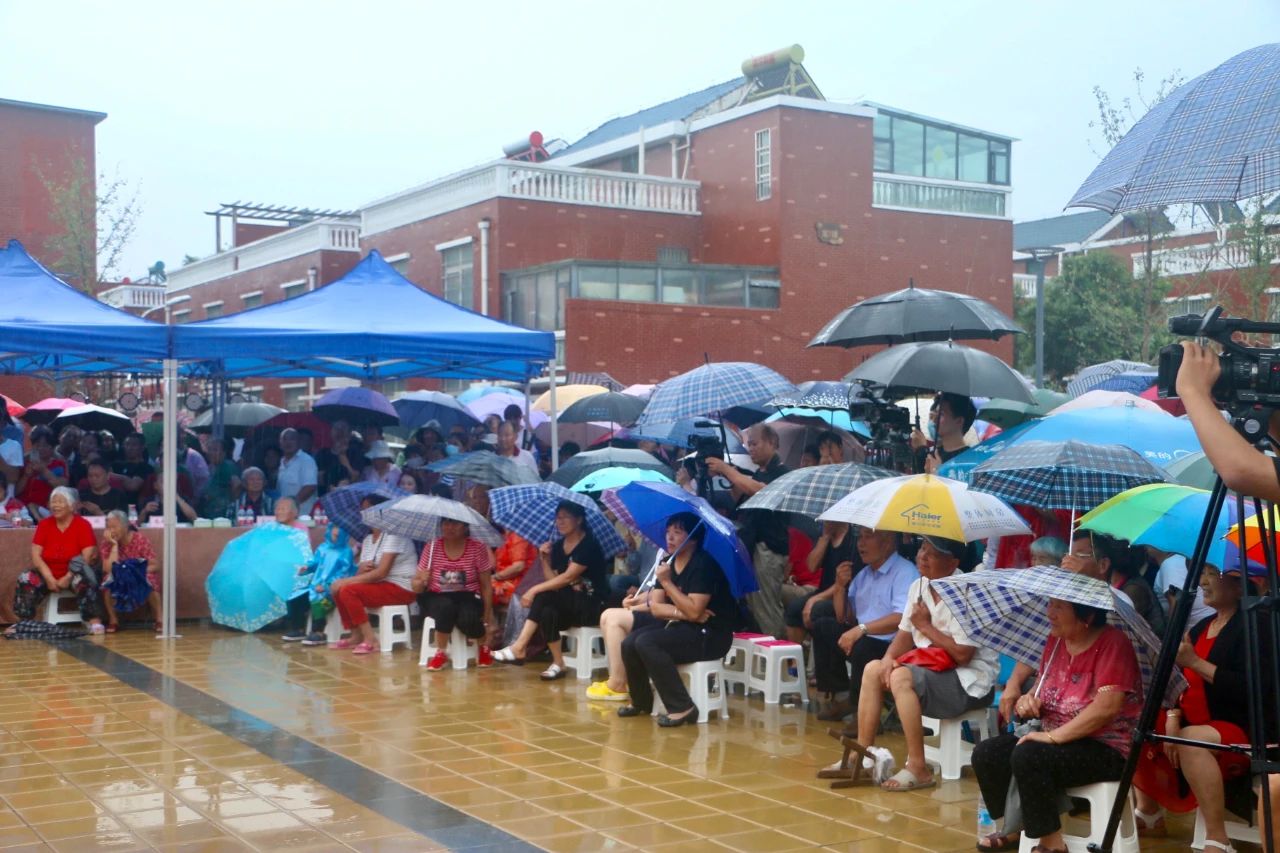 打造美丽乡村唱响黄河文化——2020年度“中原戏迷擂台赛”启动仪式暨首场晋级赛鸣锣开唱