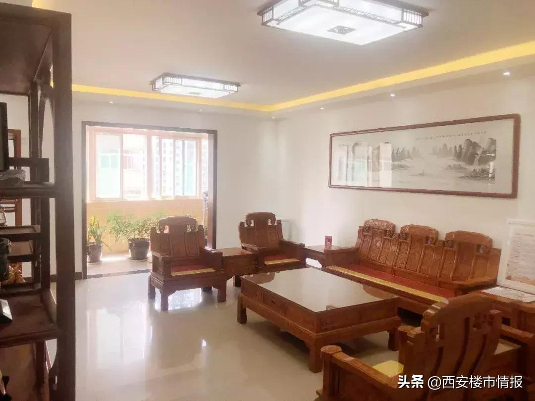 「帮你卖房」北二环亚冠大厦大三室，含装修11000元/平米