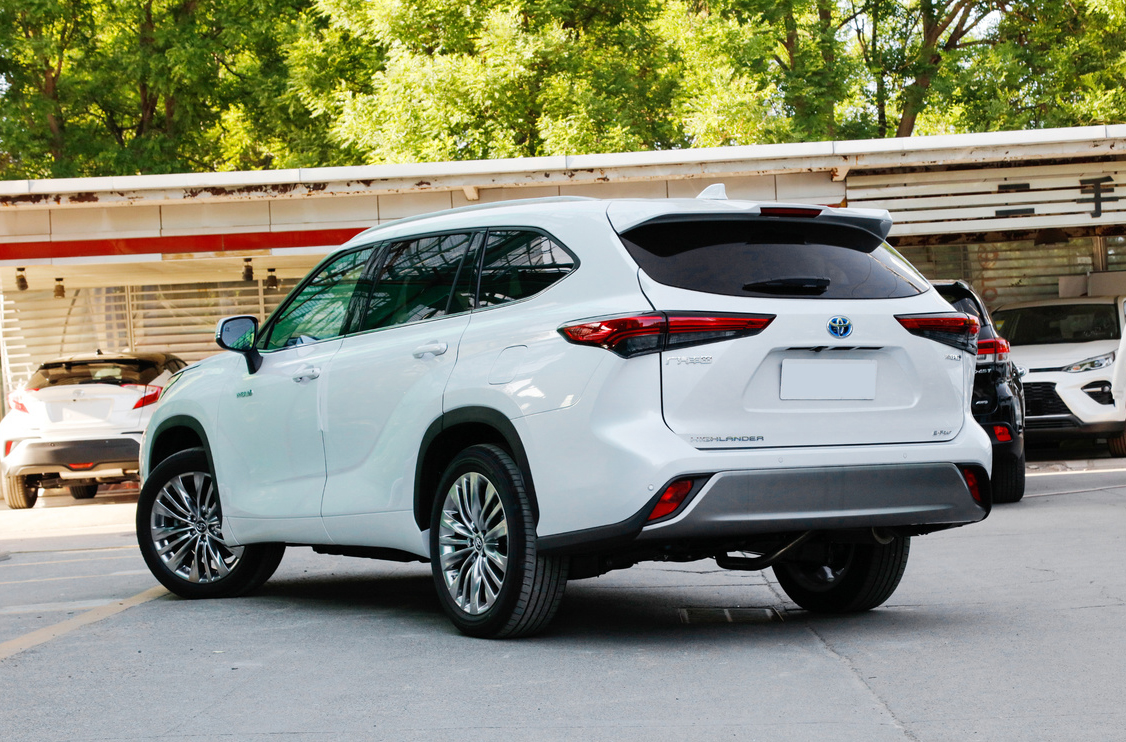 2019年汉兰达2.0t四驱7座丐版,丰田汉兰达3.5v6二手价格丐版