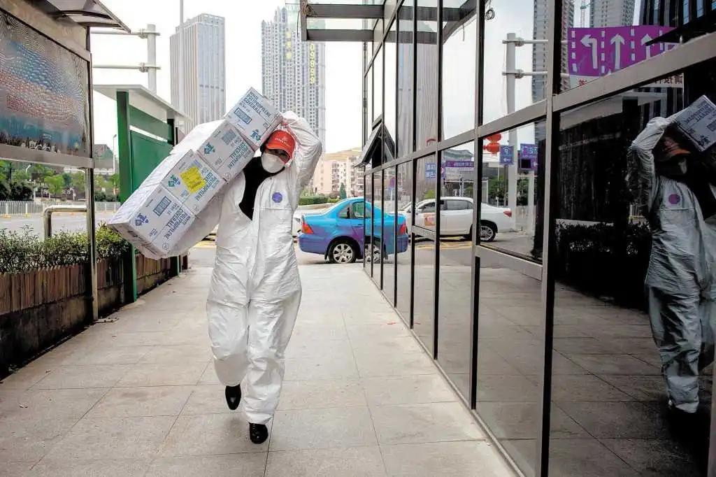 致敬武汉90后志愿者,致敬武汉志愿者朗诵