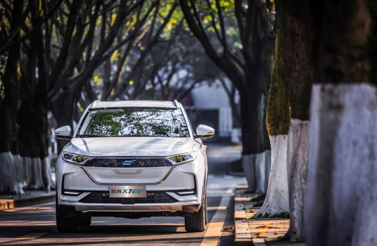 长安欧尚x7ev优惠6万,长安欧尚x7和科尚ev哪个好