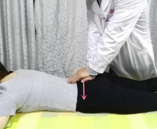 产后屁股神经痛,产后屁股尾骨痛错位