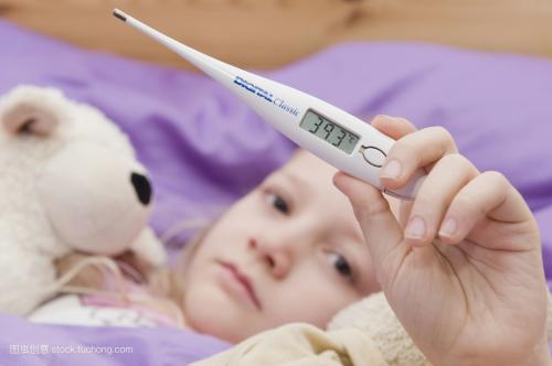 酒精擦身退烧新闻,酒精擦身致婴儿死亡