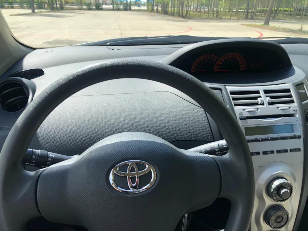 雅力士飞度3万左右,玛驰和雅力士和飞度