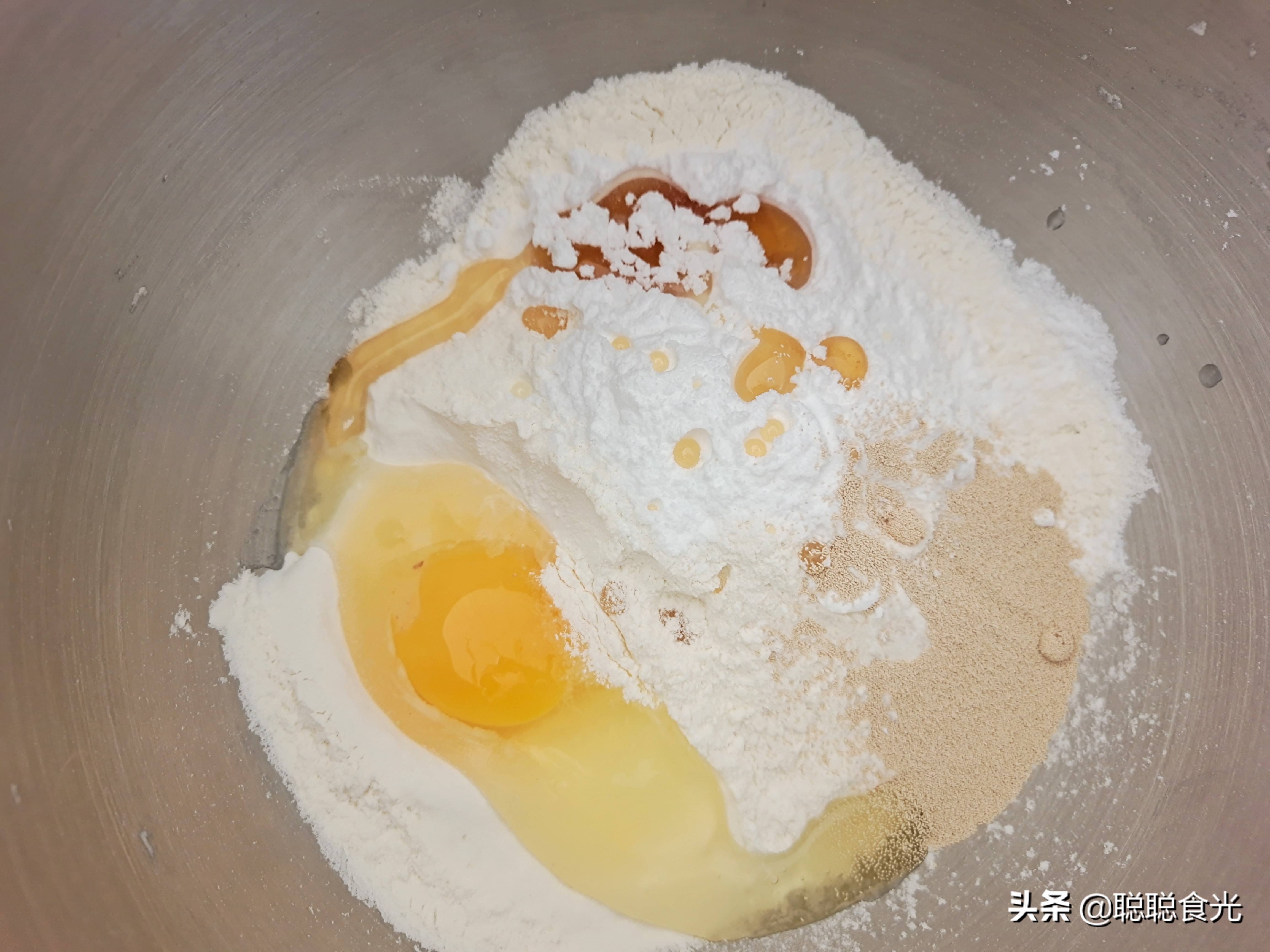 炸麻花可以用蜂蜜吗,过年小零食炸麻花做法