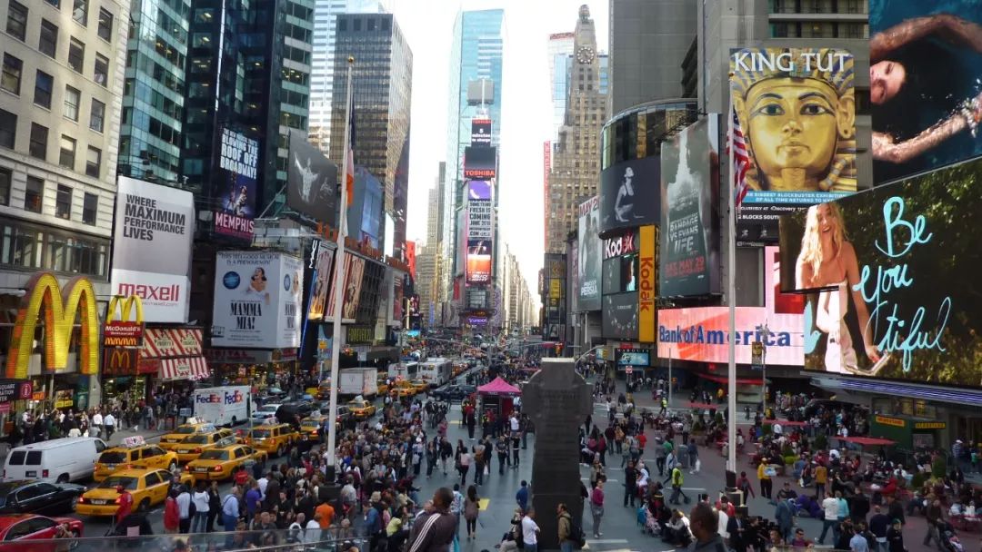 为何日本年轻人不愿出国留学 (为何不尝试去日本边打工边留学)