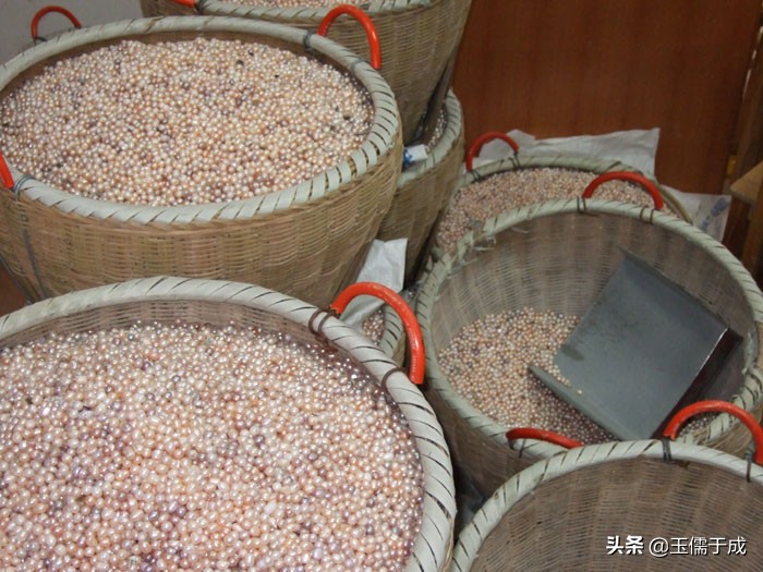 浙江绍兴诸暨山下湖珍珠市场,中国最大珍珠批发诸暨市场