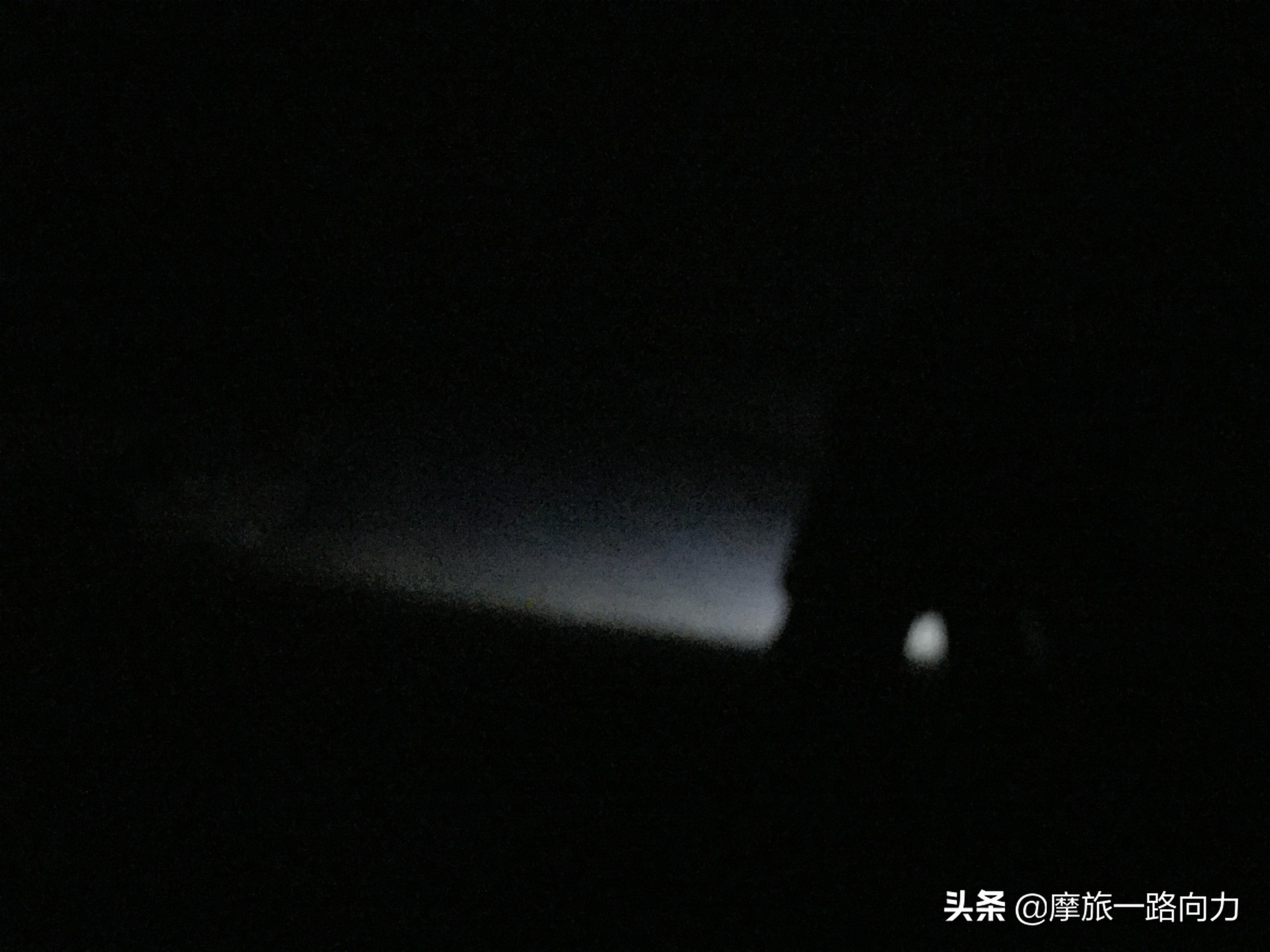 骑着本田NC750X摩旅网红地《达瓦更扎》