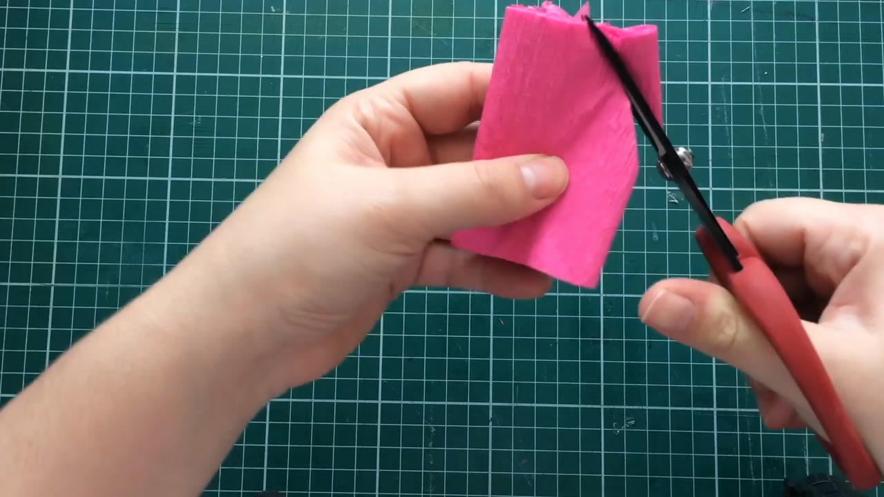 褶皱纸折花大全简单又漂亮,褶皱纸花教程简单好看