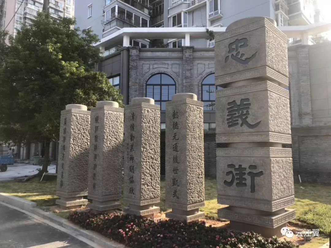 我省公布首批10条高品质步行街,温州最繁华的一条步行街五马街