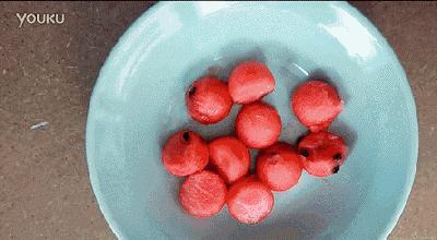 把衣服熨皱了怎么办,怎么让皱厚的衣服快速变平整