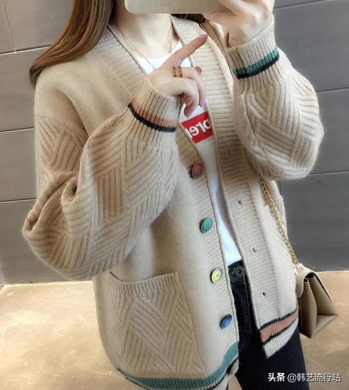 韩版穿搭女装高级感春,女装毛衣新款韩风搭配