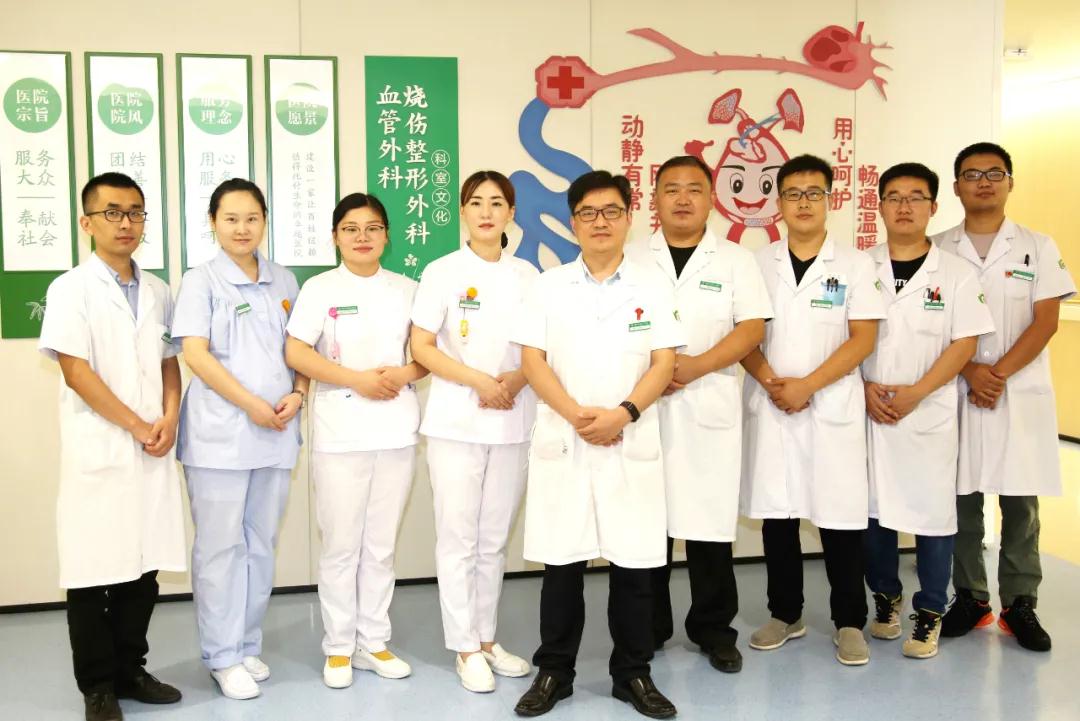 下肢静脉曲张手术后几天康复,下肢静脉曲张做完手术如何躺着