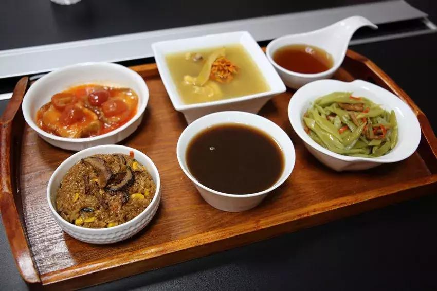 月子餐央视力荐正宗台湾广禾堂,广禾堂月子餐守护产后妈妈的健康