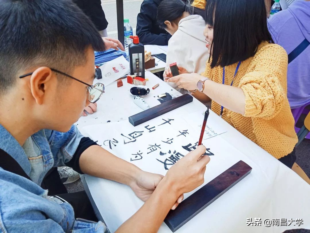 校园百团大战超燃短片,大战一触即发热血高校剪辑