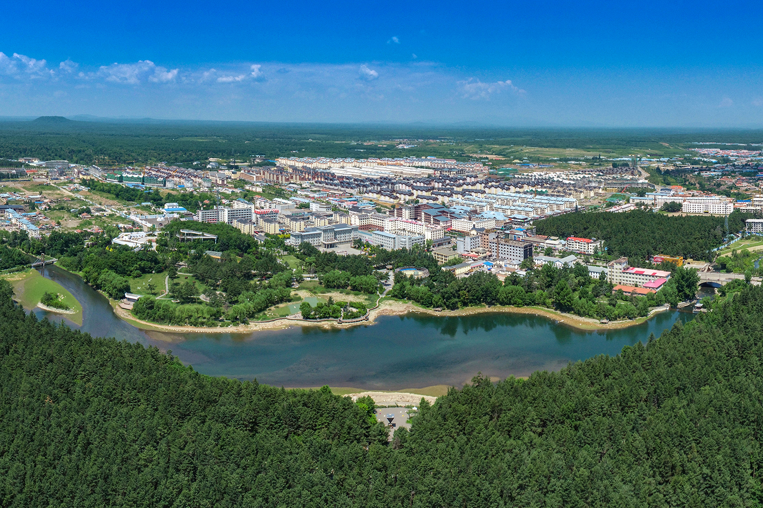 航拍长白山天池视频,长白山天池航拍全景视频