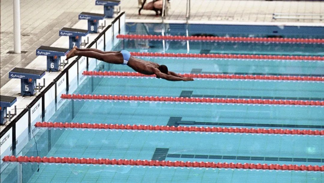 「灯塔通讯」圣火与假火炬手