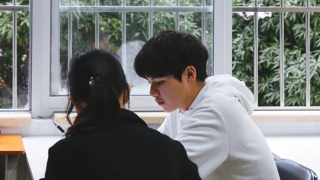 戴氏教育海口一对一冲刺班收费,戴氏一对一培训