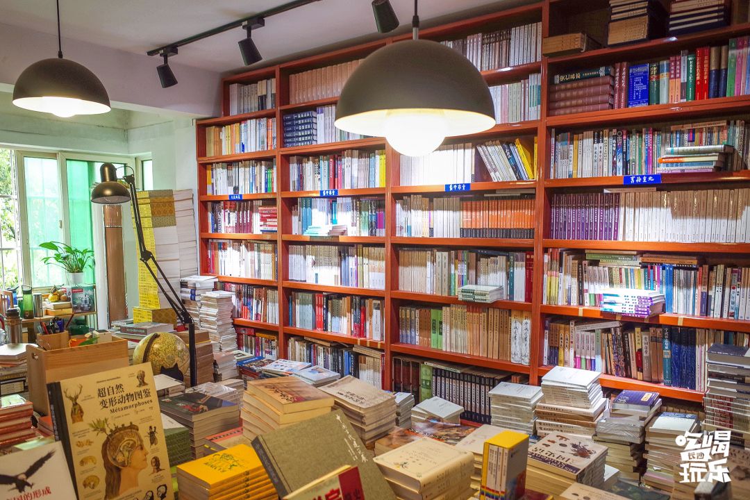 收藏！本期我们精选长沙14家宝藏书店推荐给你~