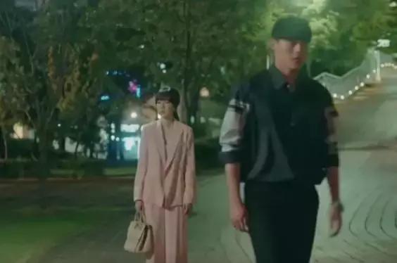 韩剧女主秋季穿搭,韩剧电视剧中女主穿搭