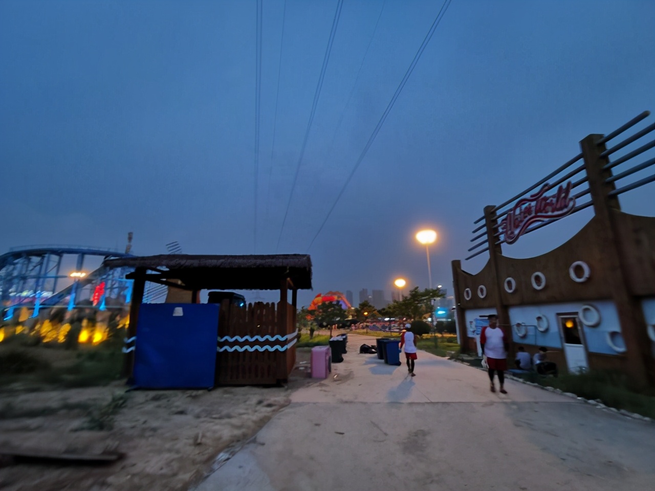 华夏水世界还是灞河水乐园？聪明的西安人都是这么选的