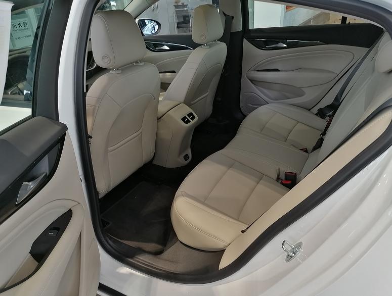 体验君威gs2021,体验君威1.5