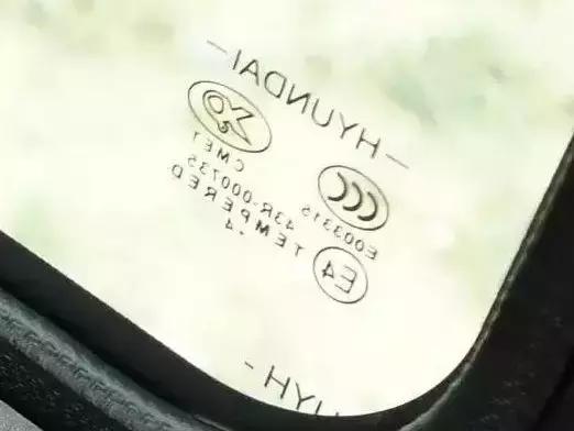 怎么选择两三年的二手小挖机,二手挖机什么年份的好