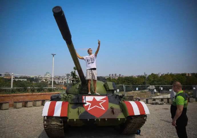 国足何小珂贝尔格莱德,贝尔格莱德红星最强阵容