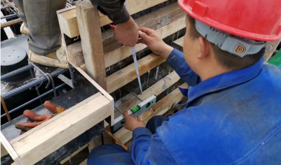 新型悬挑式脚手架施工流程,新型悬挑脚手架孔洞不漏水